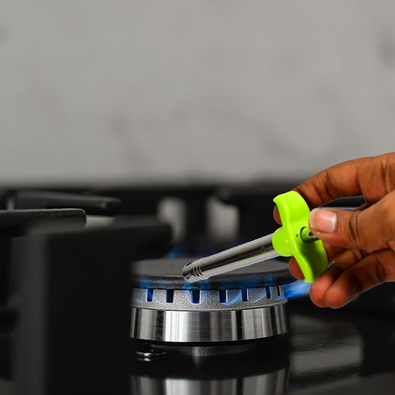 Ganesh lighter with integrated knife and peeler Ganesh lighter with integrated knife and peeler